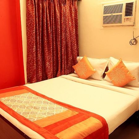 Oyo 3418 Hotel Amit 加尔各答 外观 照片